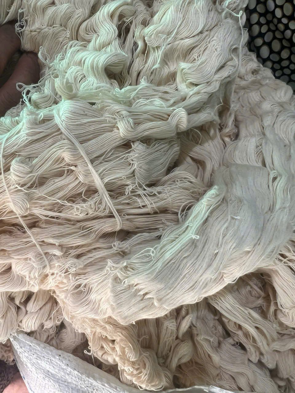 Yarn & thread waste